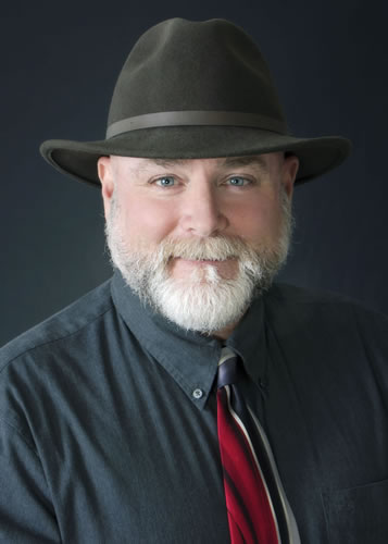 2018-105 T07A4930 LLrt Sl Cr